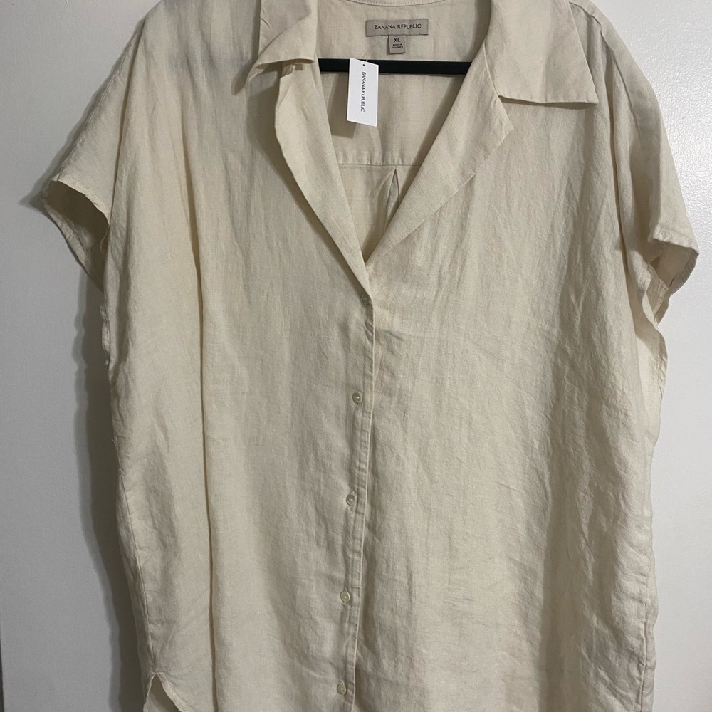 Short sleeved linen shirt